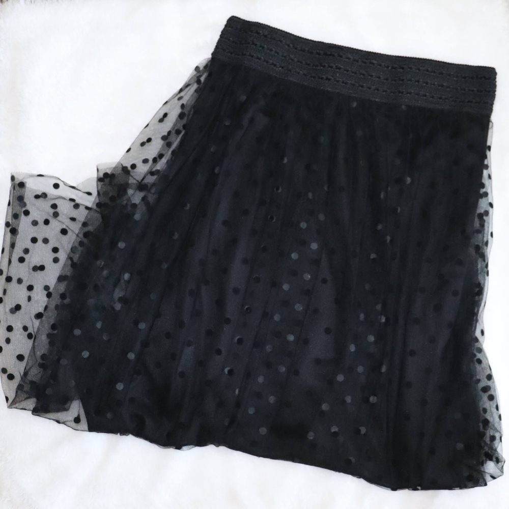 Black polka dots skirt